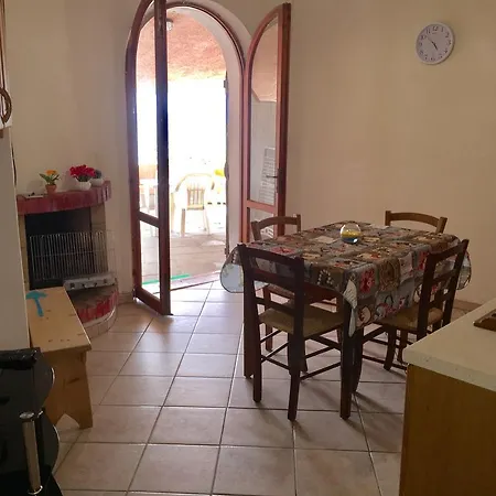 Appartamenti In Villa La Marinedda Isola Rossa Exterior photo